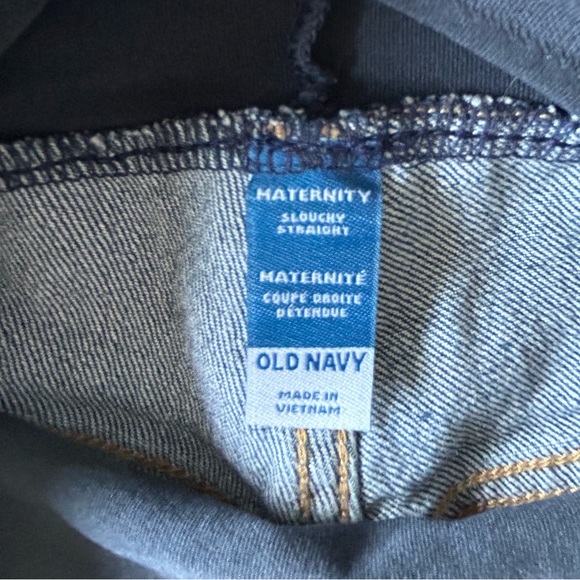 OLD NAVY SLOUCHY/STRAIGHT MATERNITY JEANS ๐ - Picture 6 of 6